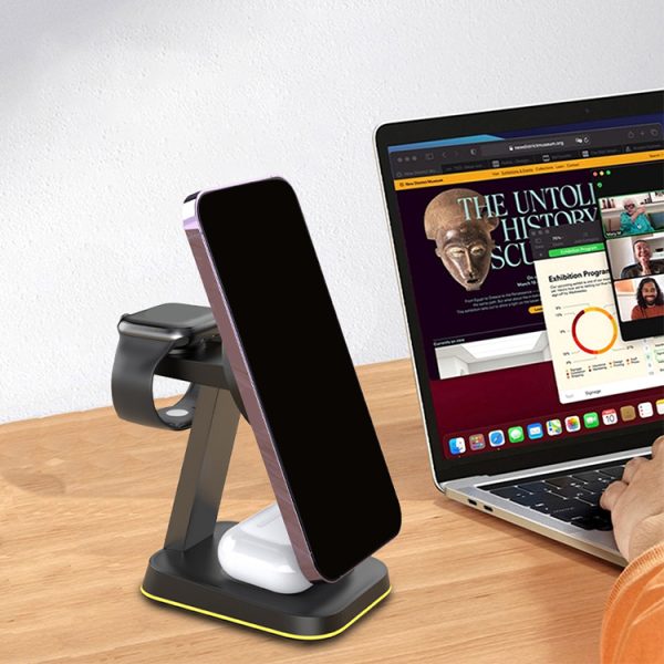 Custom Logo Hot Sale For Phone Watch 15W 3 In 1 Wireless Charger Stand with night light - Image 5