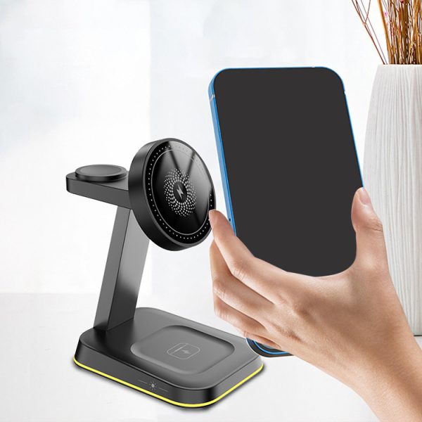 Custom Logo Hot Sale For Phone Watch 15W 3 In 1 Wireless Charger Stand with night light - Image 4