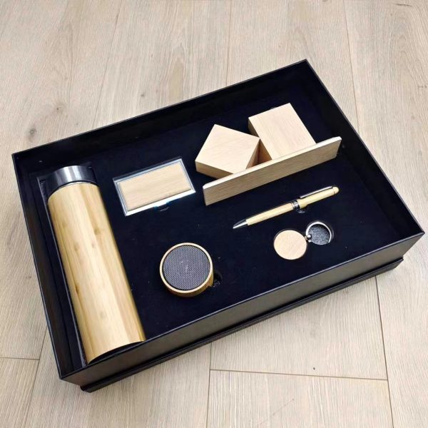 High-End Corporate Luxury Gift Set for Graduations Notebook Vacuum Flask Speaker Note Book for Travel Agencies New Year - Image 2