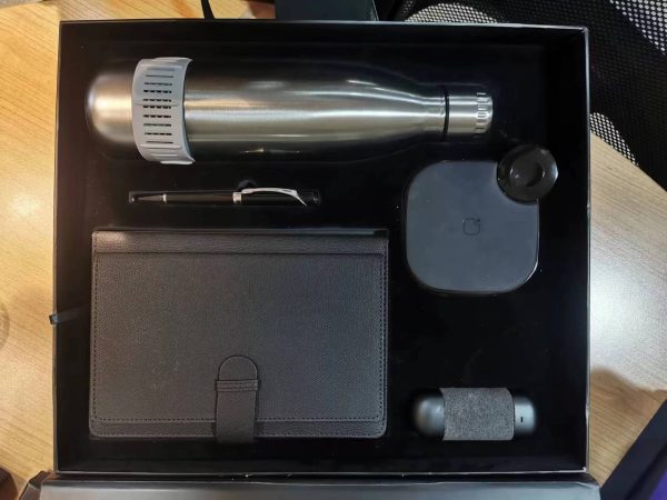 High-End Corporate Luxury Gift Set for Graduations Notebook Vacuum Flask Speaker Note Book for Travel Agencies New Year - Image 5